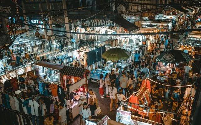 東方和利︱“地?cái)偨?jīng)濟(jì)”復(fù)蘇，人間煙火氣，才最是詩(shī)意！